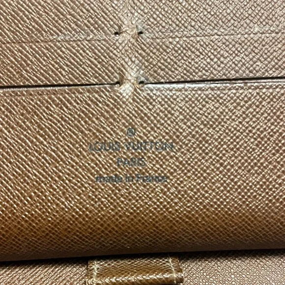 Louis Vuitton Brown Monogram Zippy Organizer Wallet